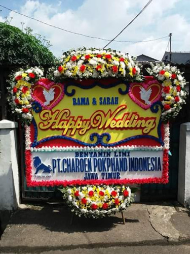Karangan Bunga Pernikahan  di Alor